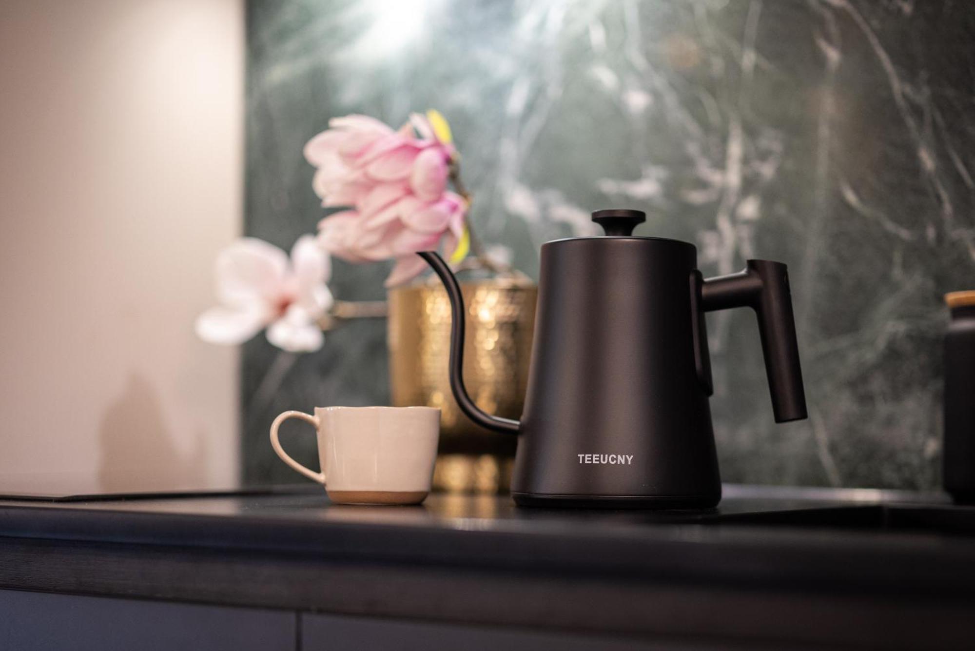 The Brondesbury By Nestor Apartment